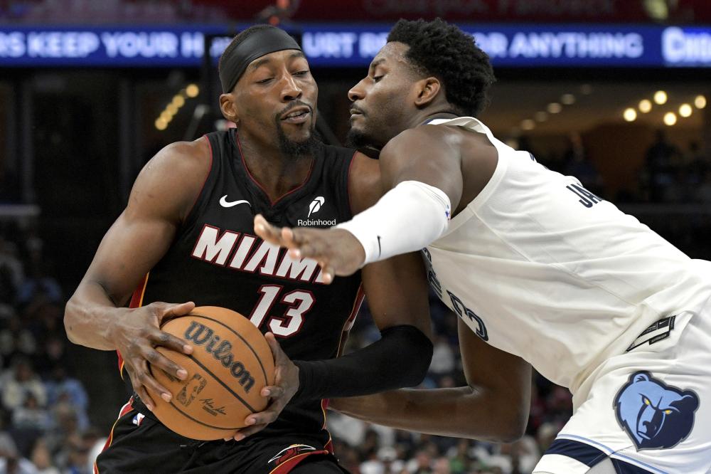 足球市场变 足球市场变