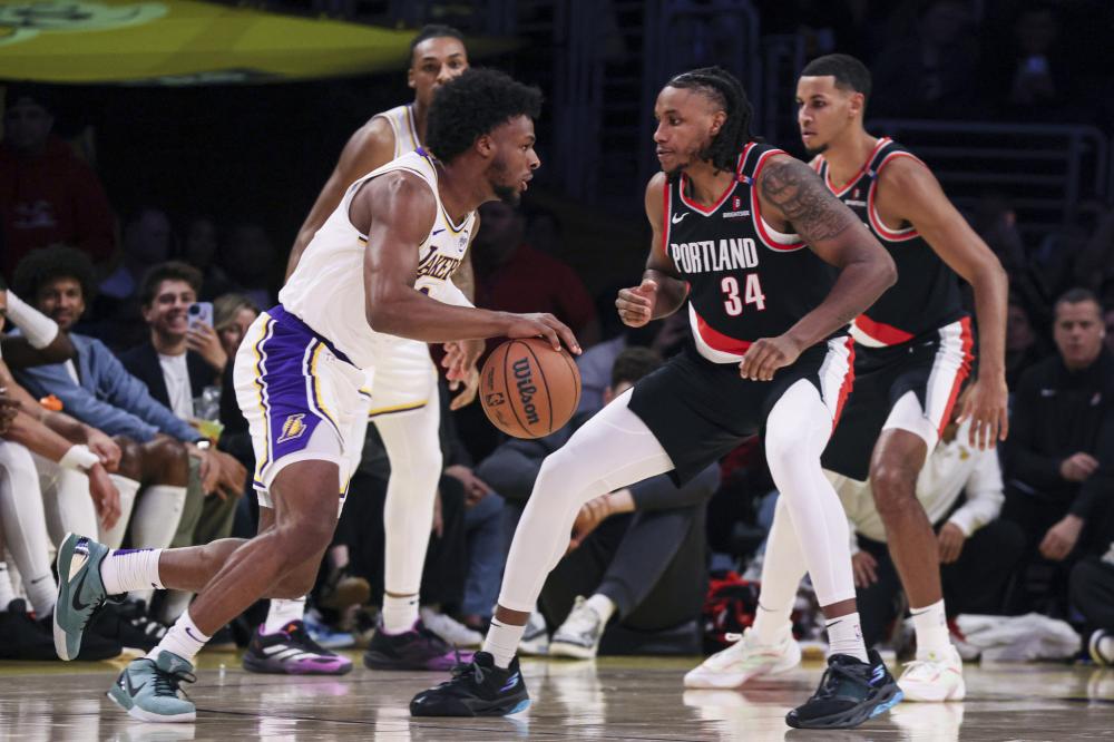 司职中场 司职中场