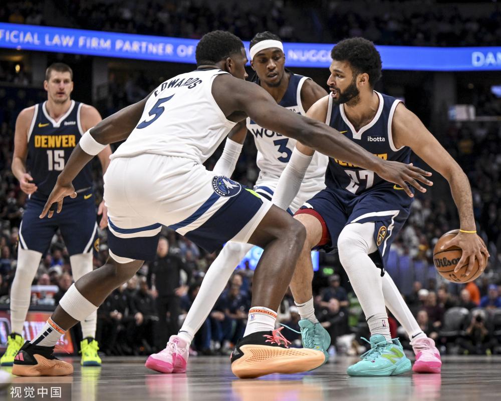 韩国女篮的 韩国女篮的