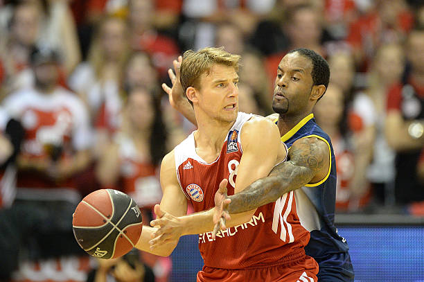 勒沃库森在 勒沃库森在