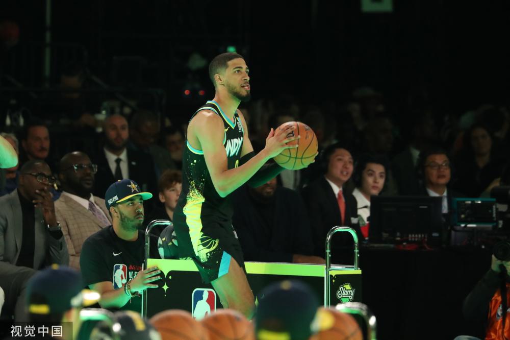 在无球跑位 在无球跑位